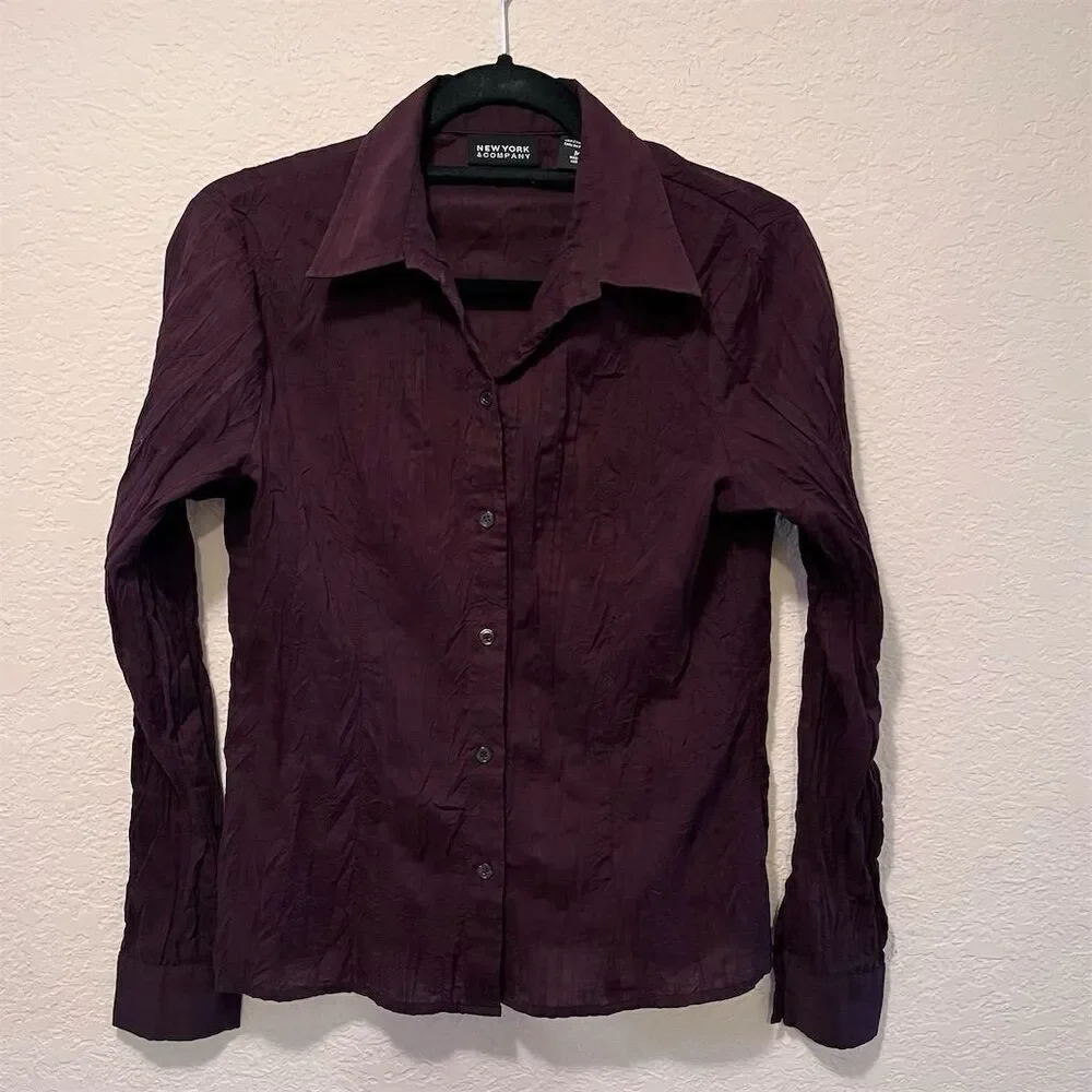 *30off3* New York & Company Women's‎ Red Long Sleeve Button-Up Blouse Size M